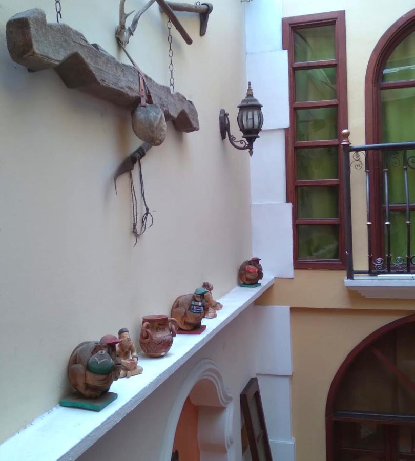 Hotel Villa Florencia Centro Historico San Salvador Exterior photo